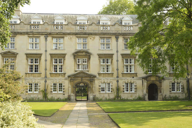 Darwin va entrar al Christ's College de Cambridge