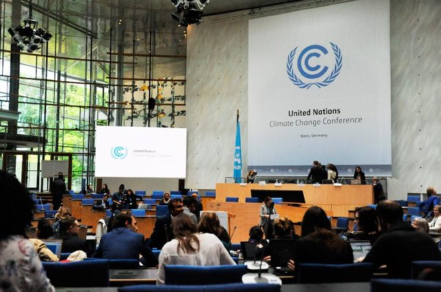 Creación de la Secretaría de la CMNUCC.