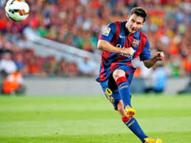 Primer gol Messi al FCB (Polític/Social)