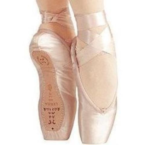 Entro a una escola de dansa