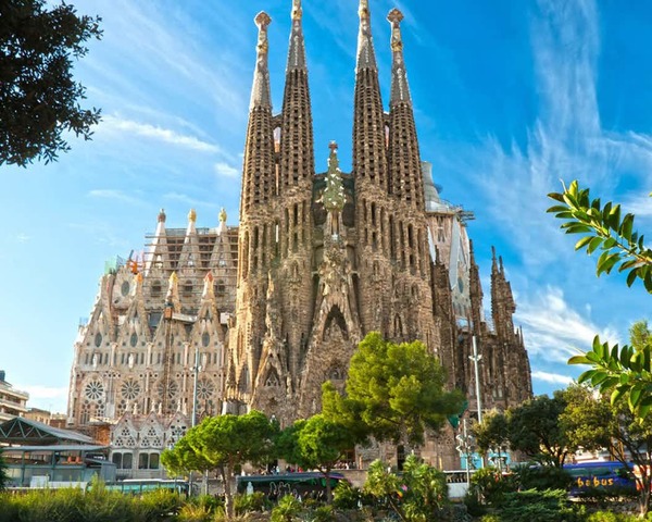 Consagració de la sagrada familia (fet cultural)