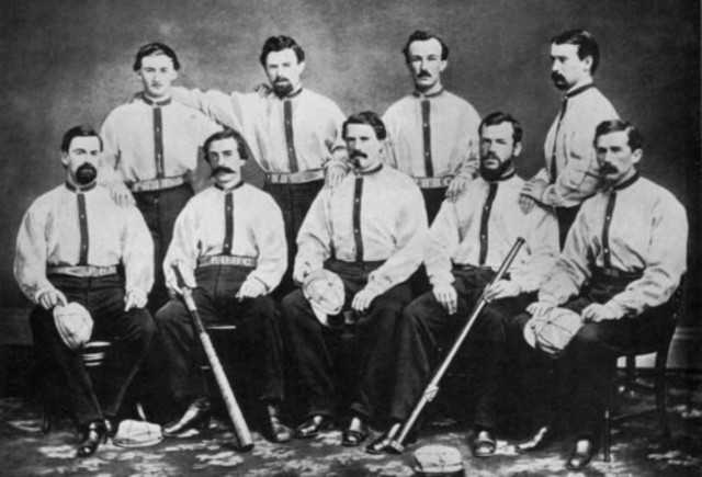 Baseball becomes popular