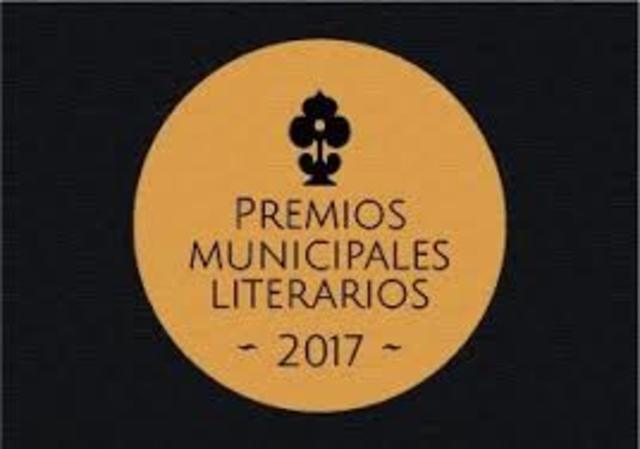 Premio municipal de literatura de Santiago para el libro  para que no me olvide