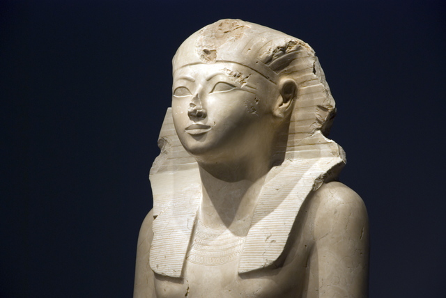 Escultura sedente Hatshepsut