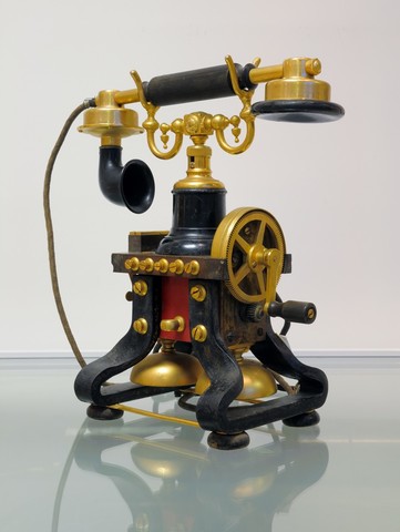 ΧΕΙΡΟΚΙΝΗΤΗ ΤΗΛΕΦΩΝΙΚΗ ΣΥΣΚΕΥΗ