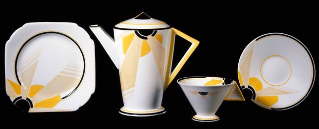 Eric Slater - Bone china "Vogue" tea service with sunrise pattern