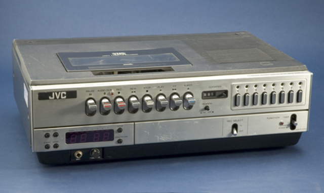 VCR (Video Cassette Recorder)
