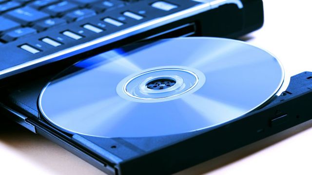 Появление компакт-дисков