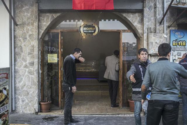 Turkey: Rocket attacks from Syrian enclave kill 2