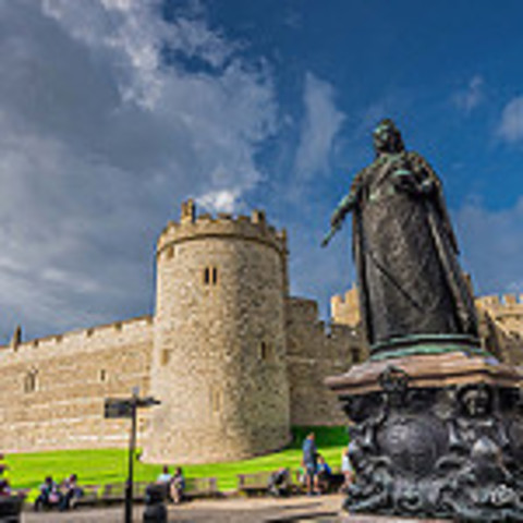 Queen Victoria becomes Queen of England