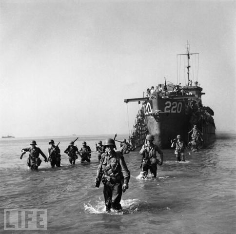 Vladek is called to serve in the Polish army