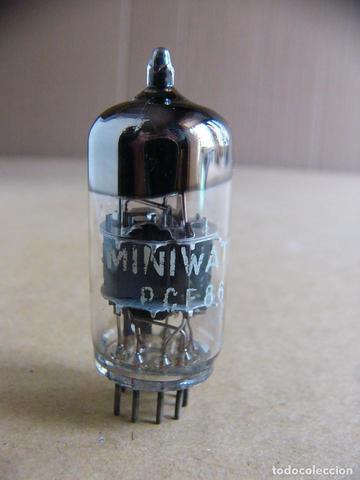 Invención del primer tubo de vacío (válvula termoiónica)