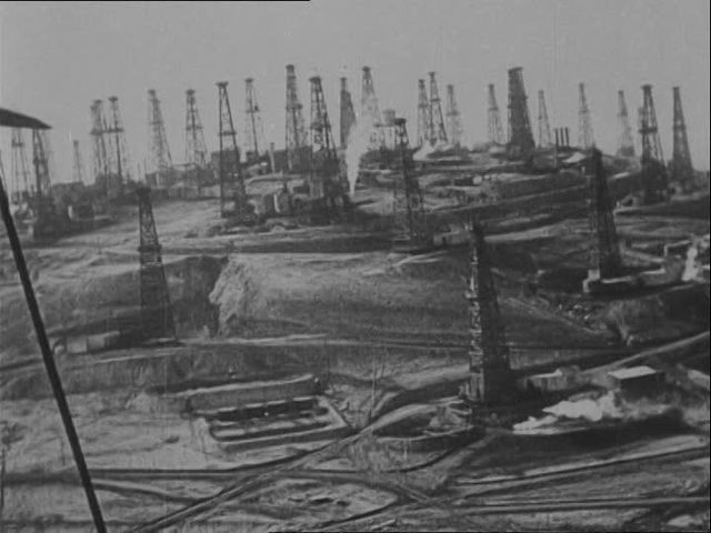 Primer boom petrolero