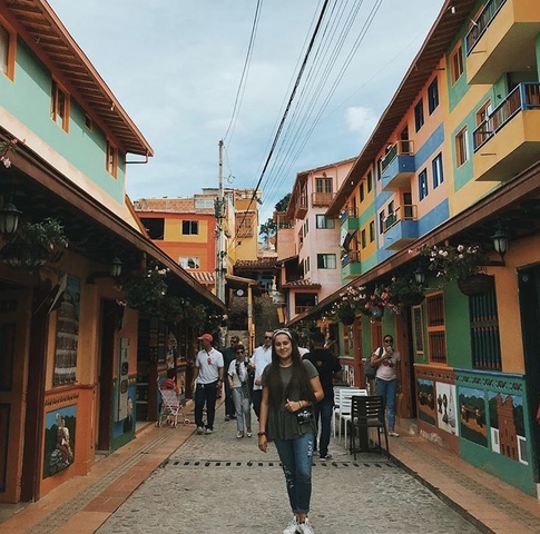 El verano que fui a Colombia y a España en un año. El 20 de julio del 2018 hasta el 21 de agosto del 2018.