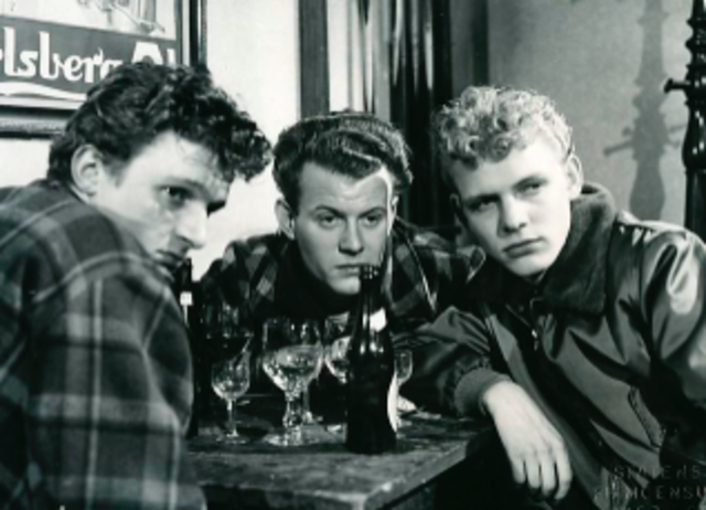 1950’erne: Læderjakker og løftede pegefingre