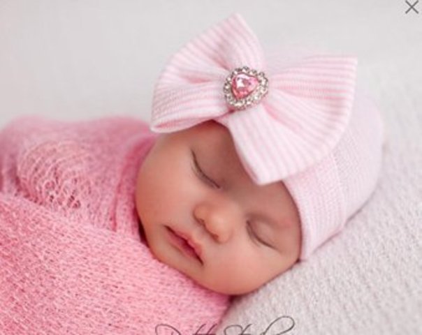 Mi hermana Kara nació.