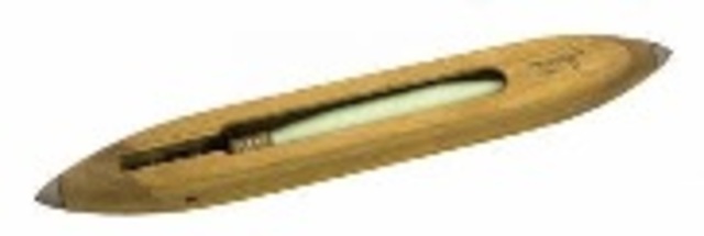 Prime macchine tessili azionate a mano