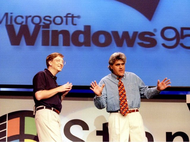Bill Gates oresenta Windows 95