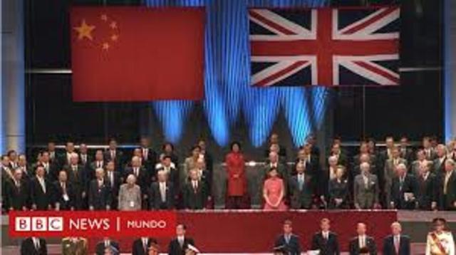 Inglaterra devuelve a China Hong Kong