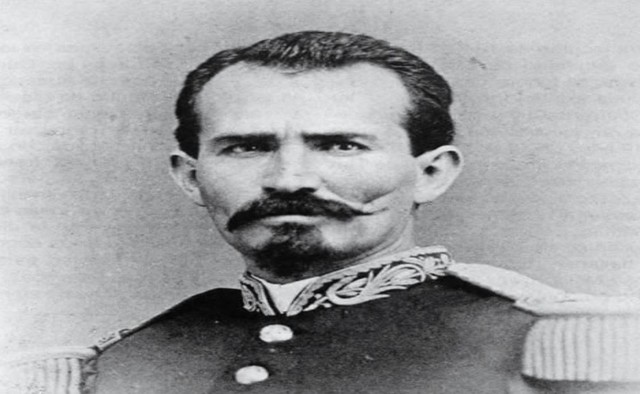 Manuel González, presidente