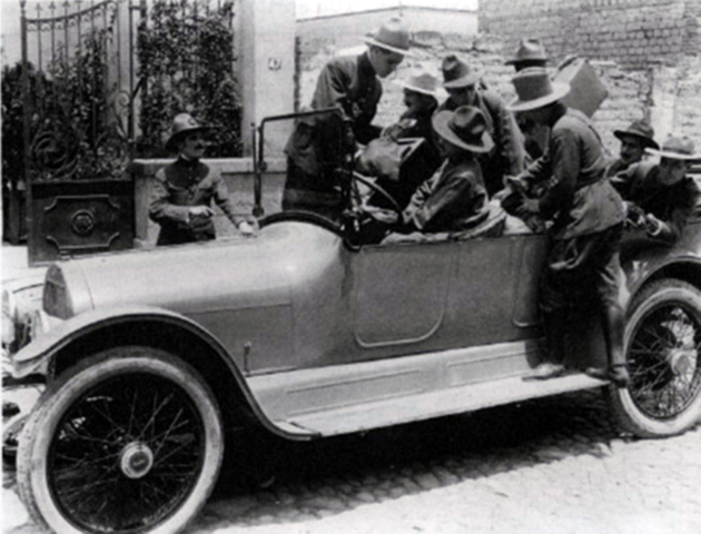 "La banda del automóvil gris"