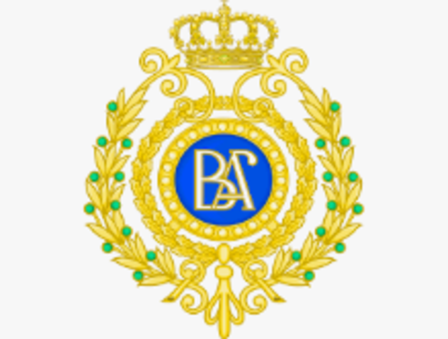 Fue galardonado con la medalla de oro en bellas artes del estado español.