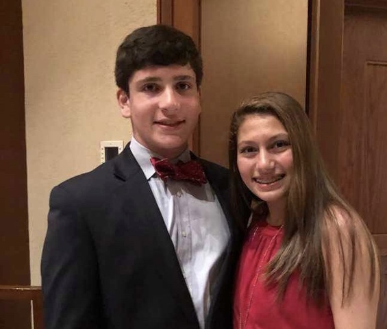 Terminé oficialmente escuela intermedia.