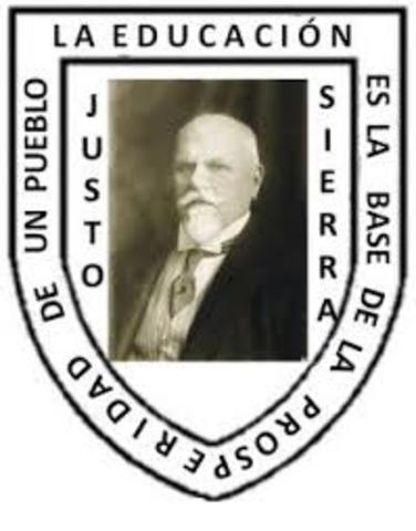 Justo Sierra promueve el establecimiento de la Ley de Educación Primaria para el Distrito Federal  y los Territorios.