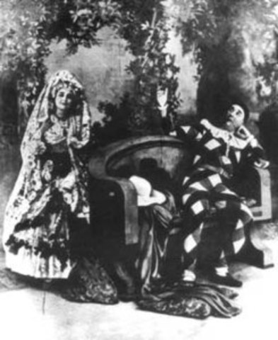 LA MARQUESA ROSALINDA