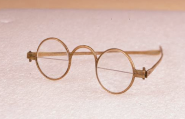 Invention of the Bifocals