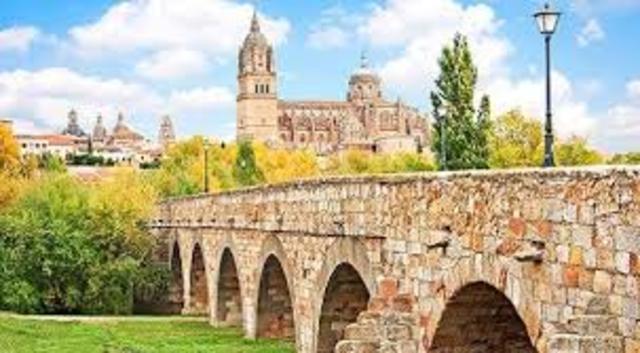 En los siglos posteriores, del XI al XIII se vive un nuevo clímax de la Edad Media