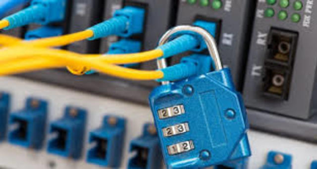 Se reconoce como garantía fundamental la protección de datos personales