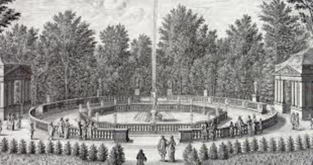 Louis XVI moves capital