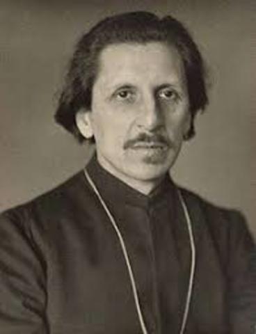 Ananda K. Coomaraswamy acuña el calificativo «postindustrial».