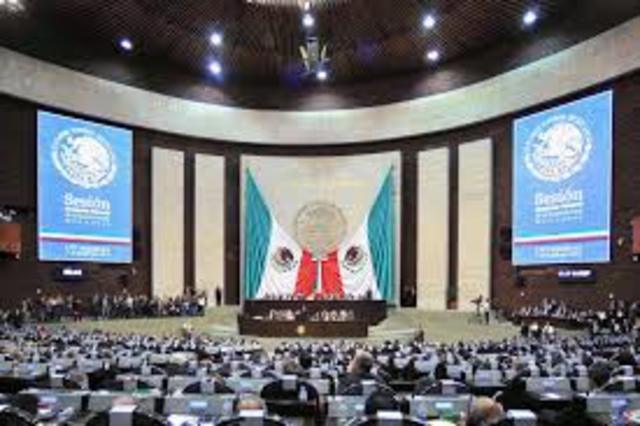 Reforma a los artículos constitucionales 16 y 73 (1ra Ley de Transparencia).