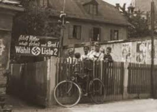 Hitler campaign speech