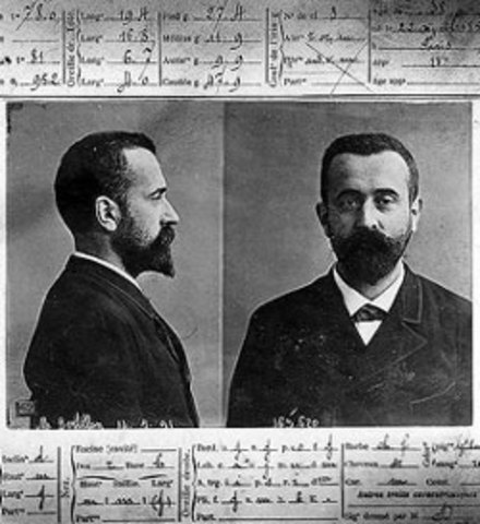 Alphonse Bertillon