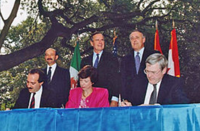 Clinton Signed the NAFTA Agreement