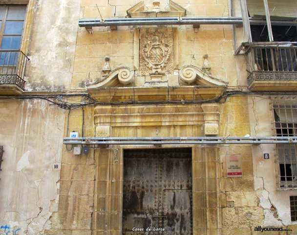 1695 Se construye la fachada de los Guevara en Lorca