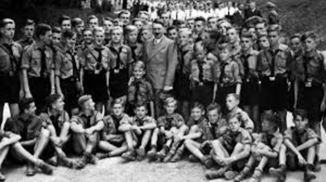 Hitler Youth/ League of German girls