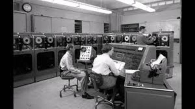 Segunda generación de las computadoras.