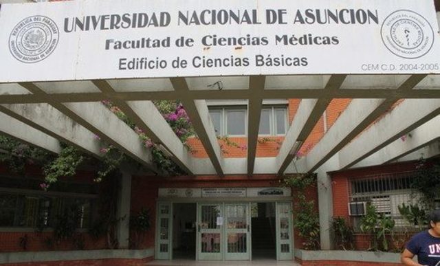 Ingreso a la Facultad de Ciencias Medicas Universidad Nacional de Asuncion