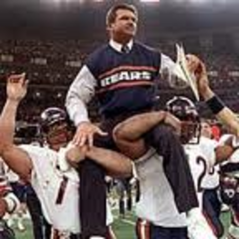 Mike Ditka coaches the Bears