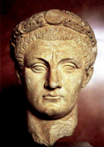 El primer constructor romano