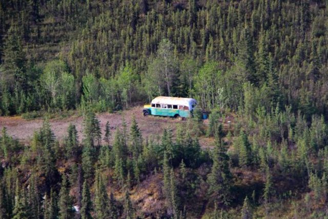 A hunter found McCandless' decomposing body in his sleeping bag, he also found a SOS note and a highlighted text in his book that said "Happiness is only real when is shared"