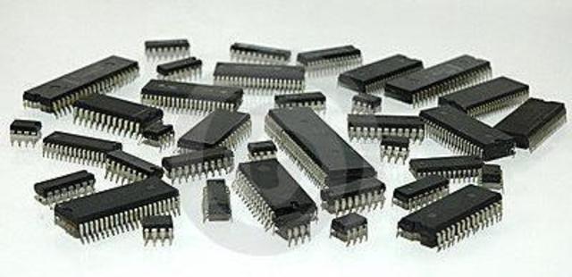 Tercera Generación (Circuitos Integrados CHIPS a Baja Escala de Integración LSI)