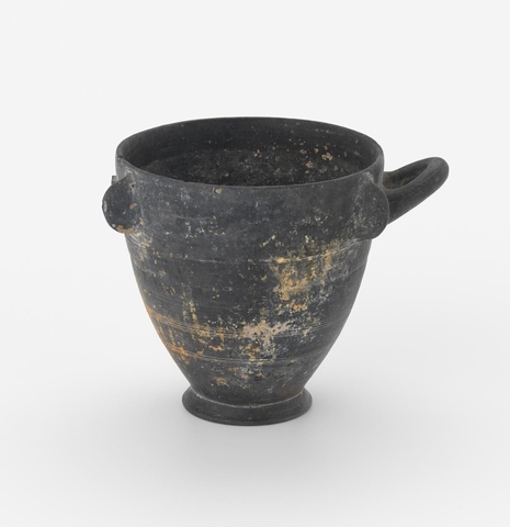 First instances of Etruscan bucchero wares are found at Cerveteri.
