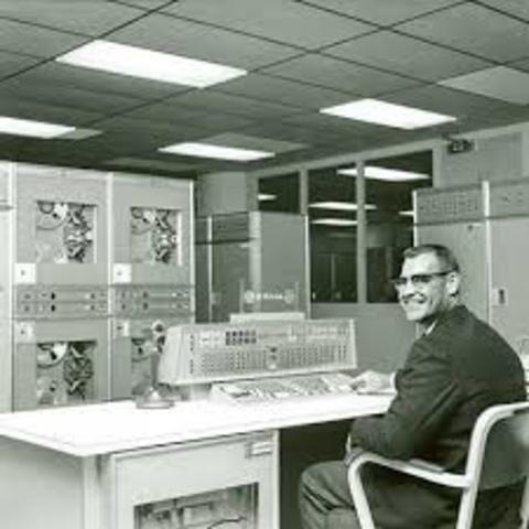 The creation of the first bank computer