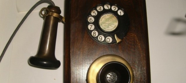 TELEFONO DE 1885