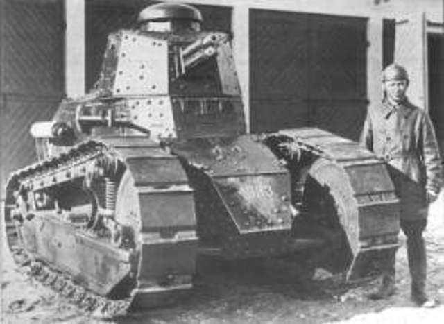 RENAULT  F.T.17